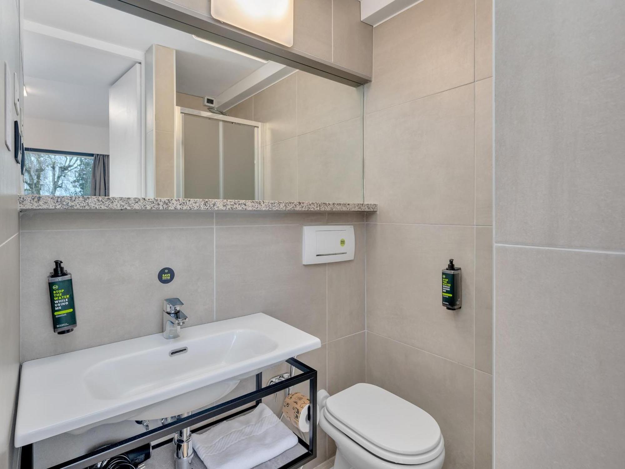 B&B Hotel Alba מראה חיצוני תמונה