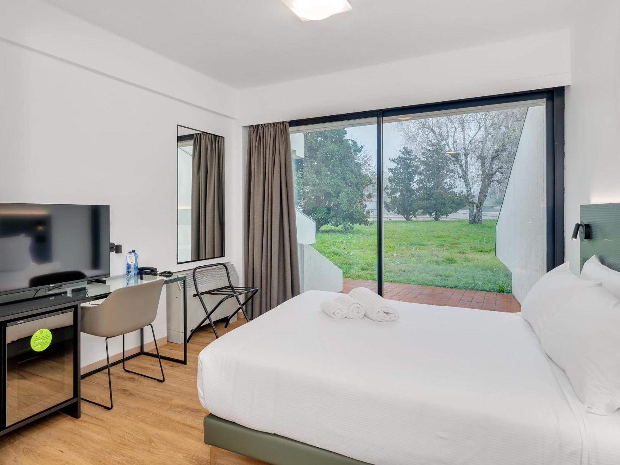 B&B Hotel Alba מראה חיצוני תמונה