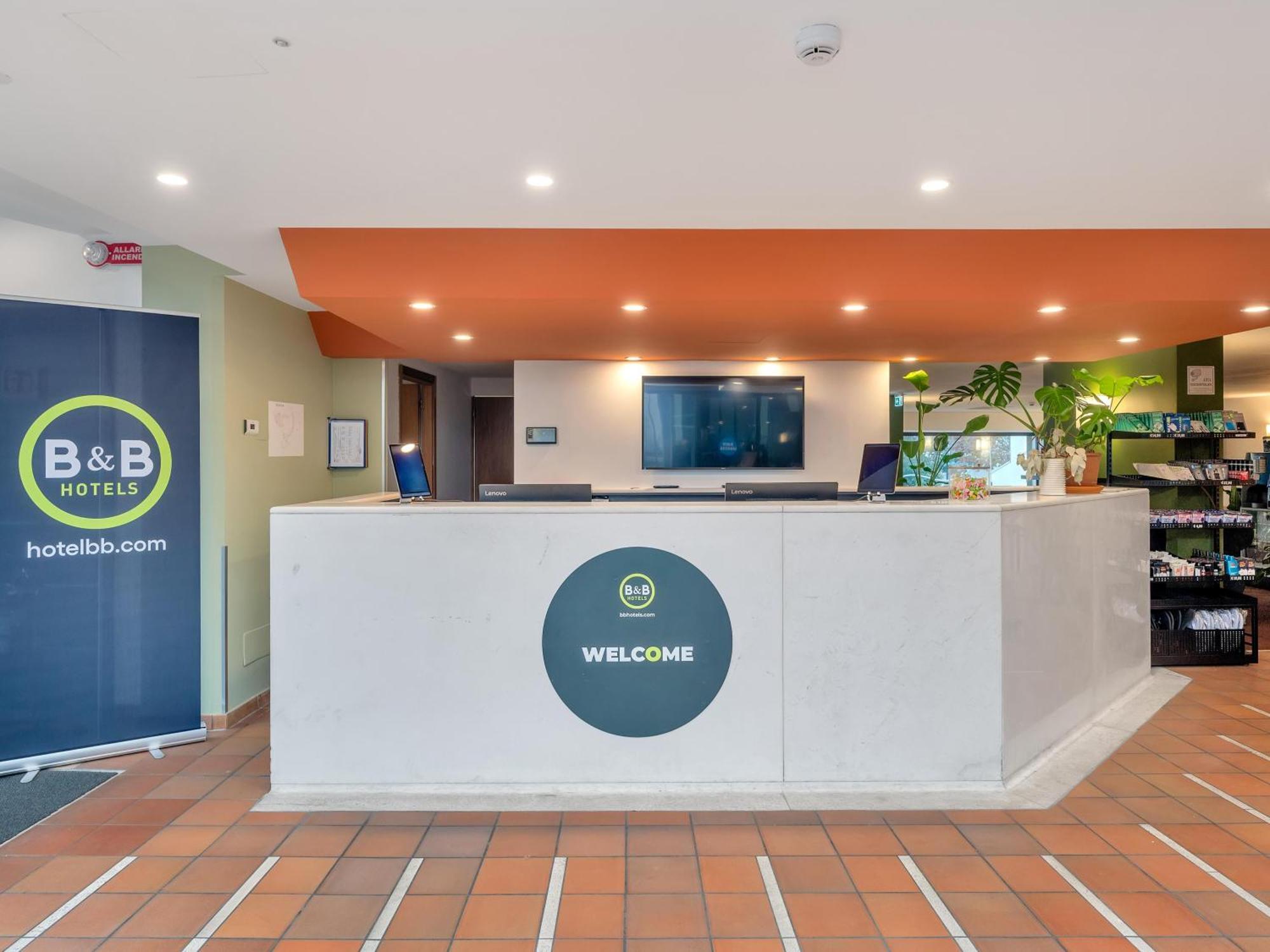 B&B Hotel Alba מראה חיצוני תמונה